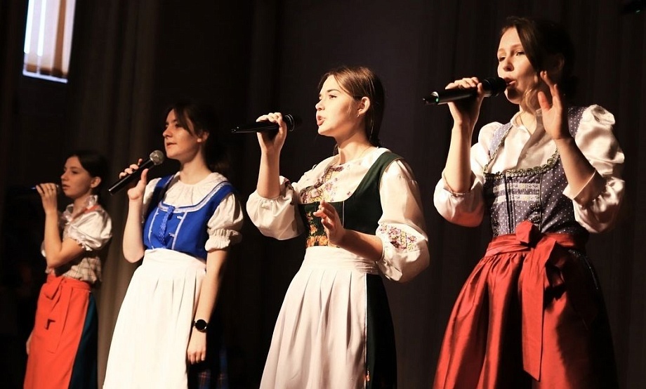 Картины в сельском музее, путешественник в наукограде, этно российских немцев – в краевой столице на уикенд 9-10 ноября