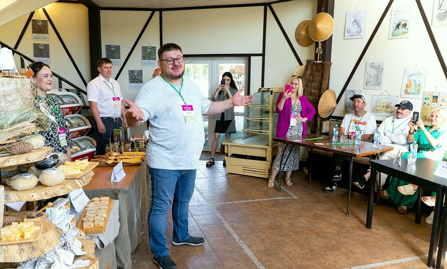 Семичасовое погружение отельеров и рестораторов в Новую алтайскую кухню – на мастер-классе от шеф-поваров «Ах! Феста»