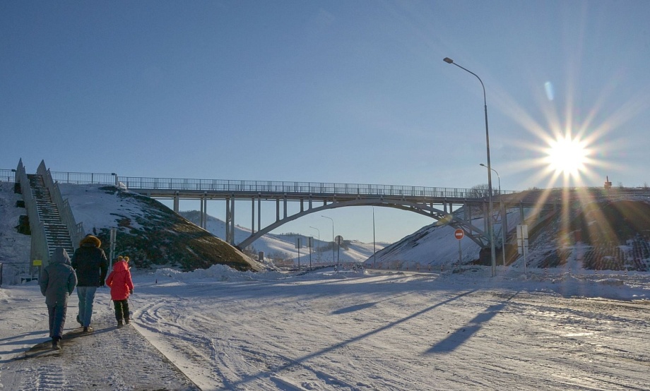 Благодаря уникальному виадуку фотостоп на Бирюксинском перевале открывает новые точки для съемки панорам