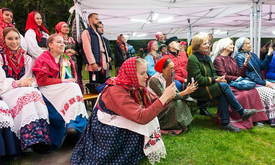 Опыт ведущих фольклористов России доступен в записях вебинаров  фестиваля «День России на Бирюзовой Катуни»