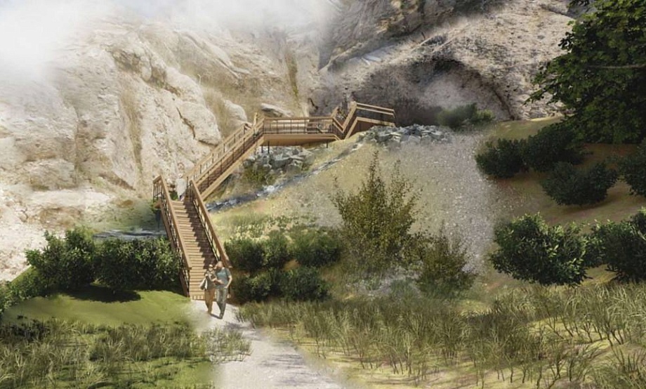 Посещение туристами Денисовой пещеры приостановлено до осени: к объекту начали прокладывать новую лестницу