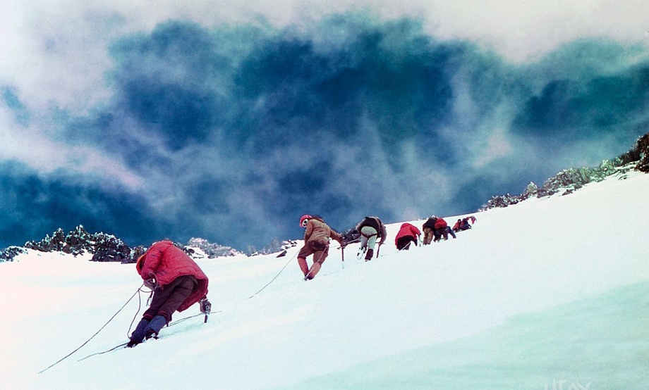 «Посиделки на балконе» Белухи барнаульский участник «Звездного похода» покажет гостям турклуба «Шишковки»