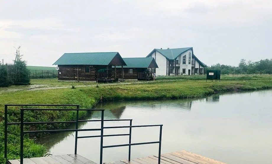 «Рыбацкая деревня» под Белокурихой как место перезагрузки: квартет психологов устраивает квест- трансформацию