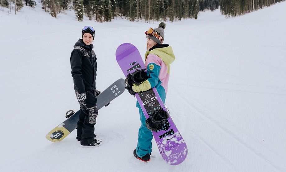 «Спортинвентарь разбирают мгновенно». Пополнить запасы горнолыжных комплексов в Алтайском крае помог нацпроект