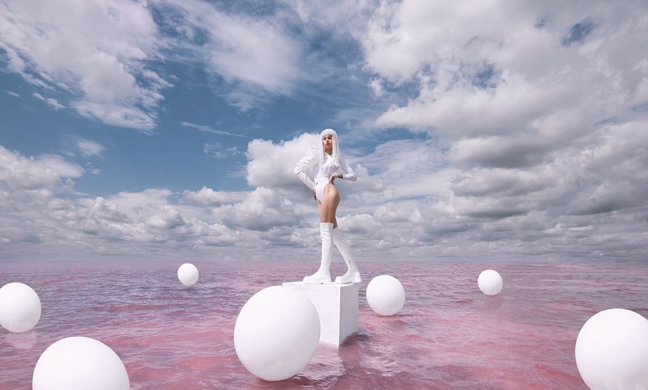 Как снять неземной пейзаж, живые эмоции и эффектные ракурсы, расскажут куратор и участники фотовыставки «Глубина кадра»