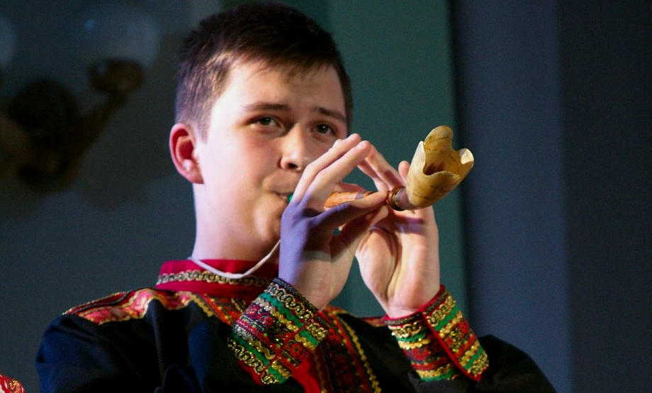 Мультимедийную энциклопедию народов Алтая разместят на нескольких сайтах и тиражируют на DVD