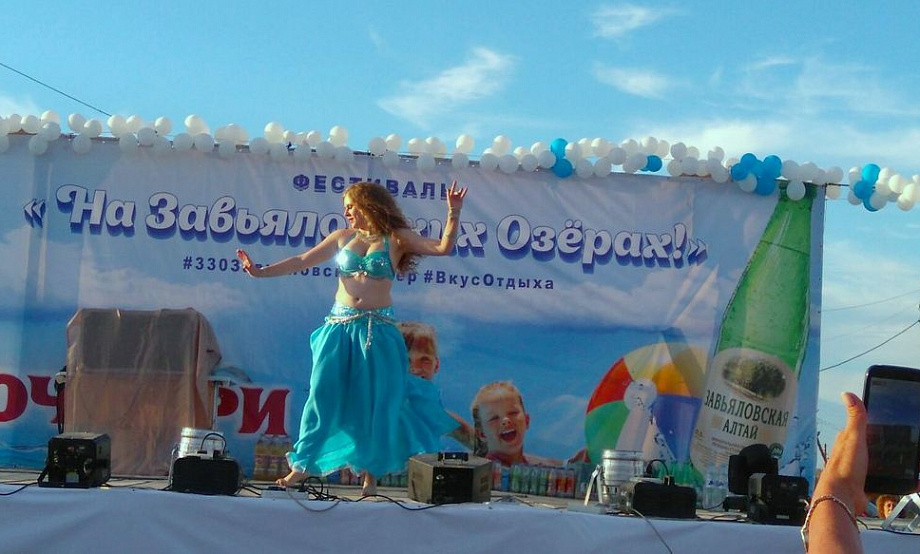 Турниры сильных, концерты талантов, ярмарки угощений, солнце и вода: на Завьяловских озерах снова будет фестиваль