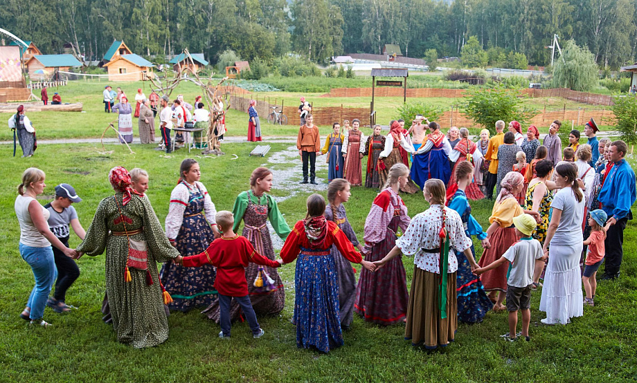 На фестиваль «Алтайские плетенки» приглашают знатоков и ценителей народных традиций
