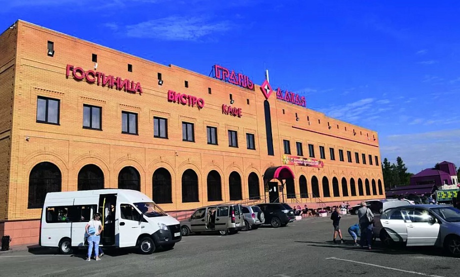 «Облепиха» и «Грань Алтая» стали лучшими среди объектов дорожного сервиса