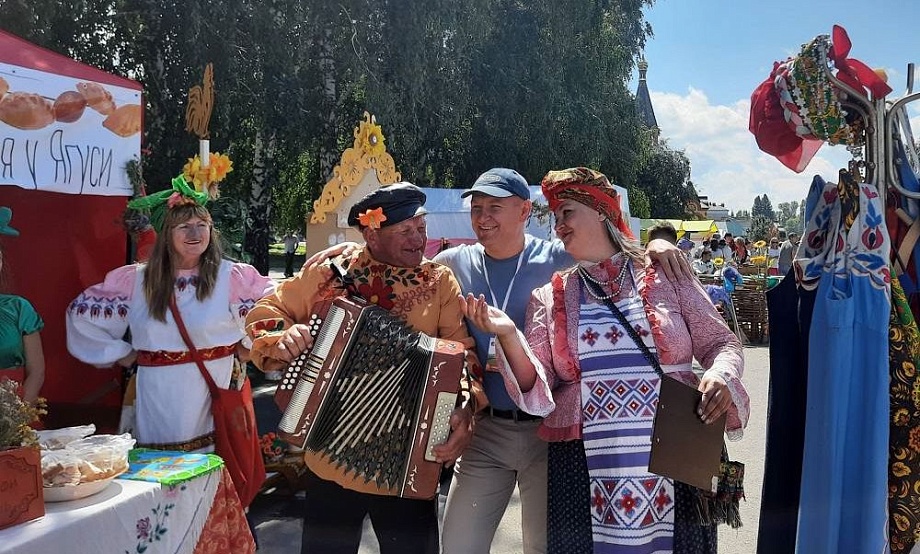 Праздник пирога устроят в Сростках во время «Шукшинских дней на Алтае»