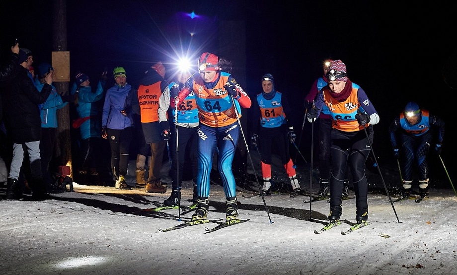 Зажечь ночь фонариками на барнаульской Трассе здоровья предлагает штаб лыжни Yolochka. После гонки – веселое афтепати